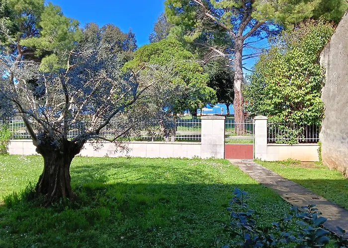 Lungomare 아파트 우마그